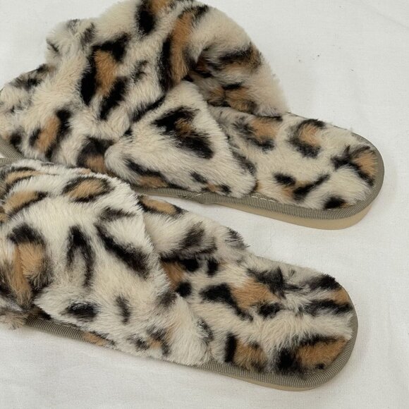 Womens Cross Band Fuzzy Slippers Open Toe Comfy Soft Plush Rubber Sole Leopard - Picture 5 of 7